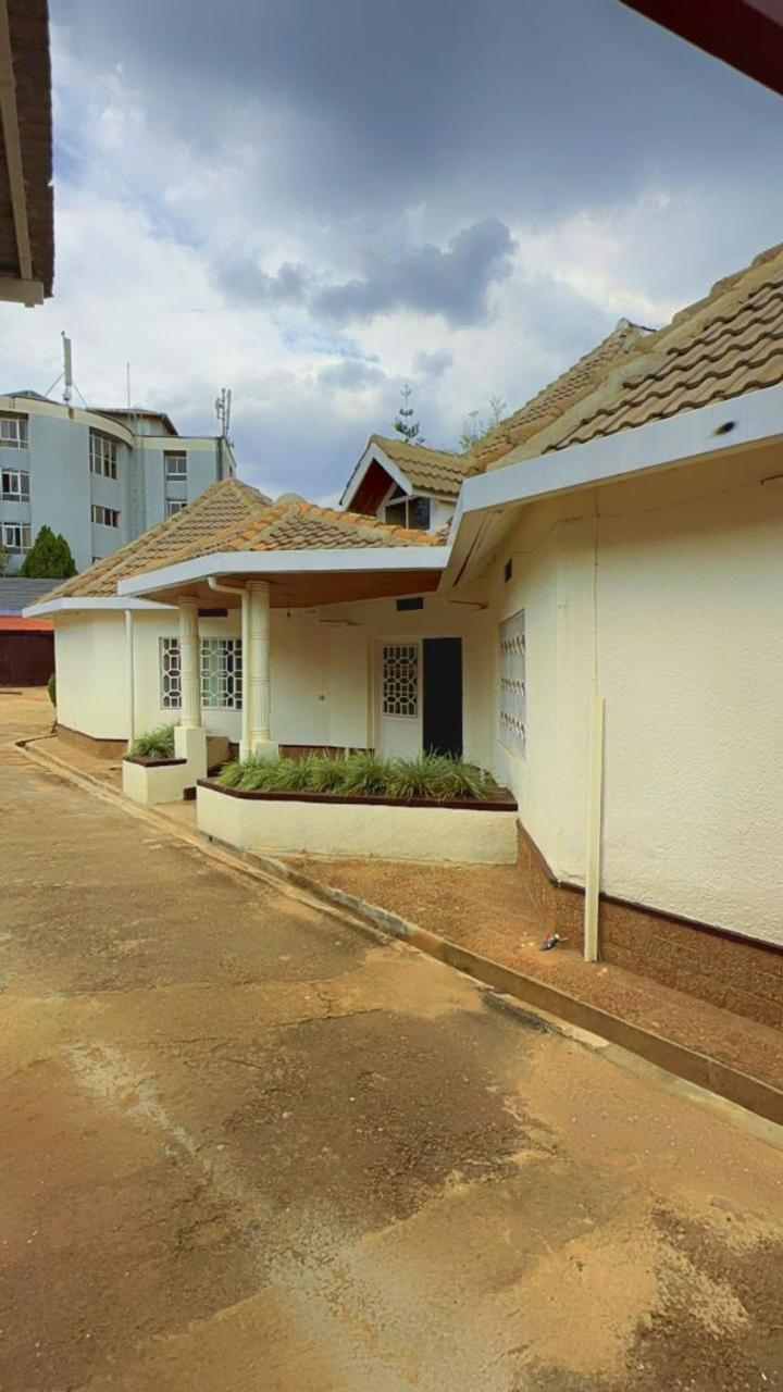Tic Tac Boutique Hotel Kigali Bagian luar foto